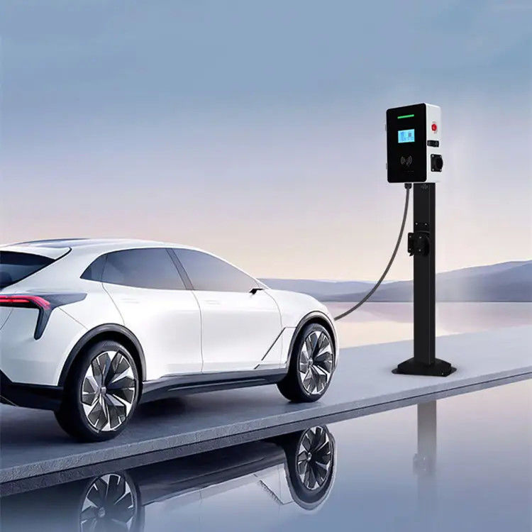 Màn hình LCD của Trạm sạc EV gắn tường loại 2 7 kilowatts